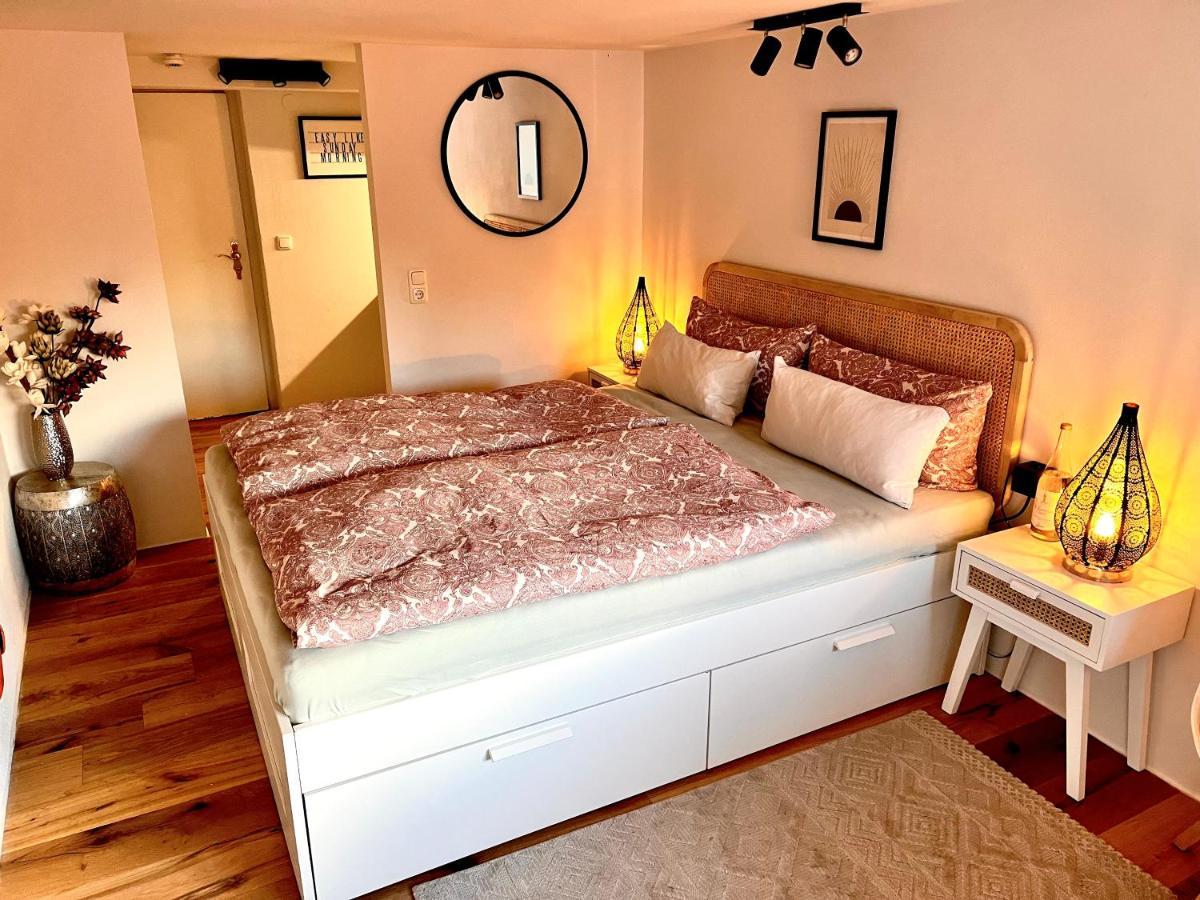 Schoene Gemuetliche Wohnung In Traumhafter Lage Bei 오프터슈방 외부 사진