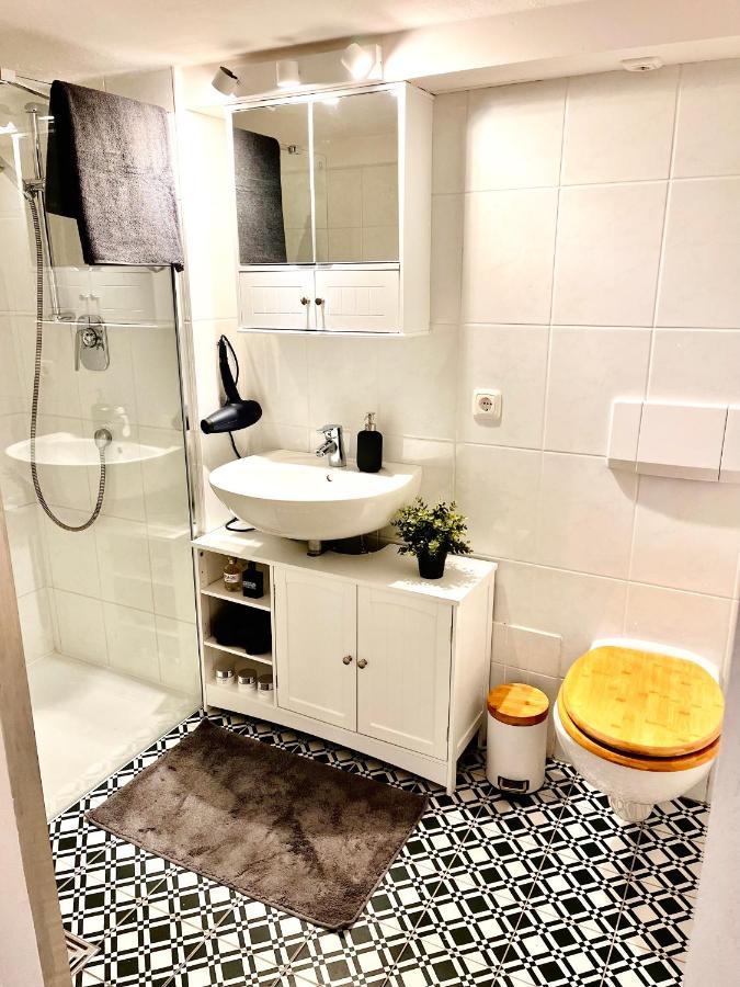 Schoene Gemuetliche Wohnung In Traumhafter Lage Bei 오프터슈방 외부 사진